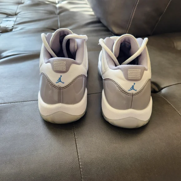 Jordan Retro 11s Size 6.5 Youth